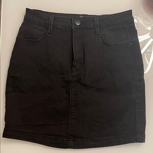 Missguided Black Denim Skirt MEDIUM